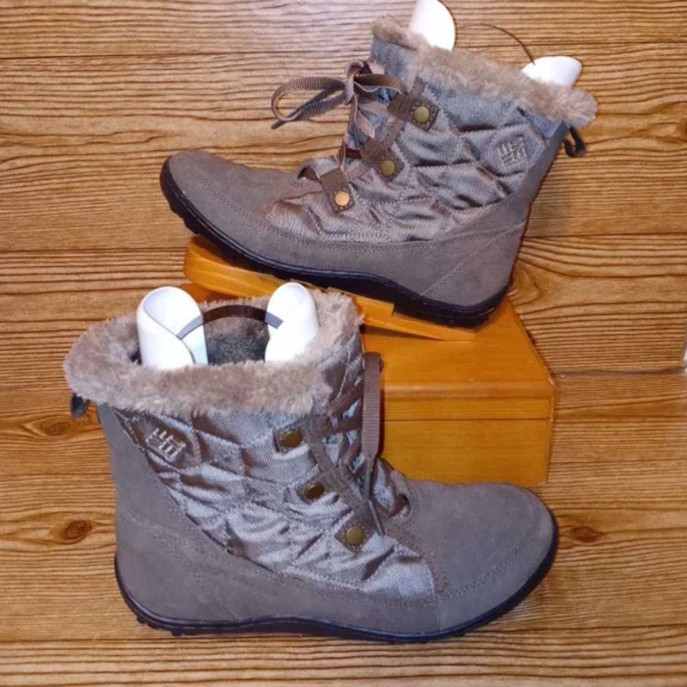 Like new! Columbia minx shorty boots